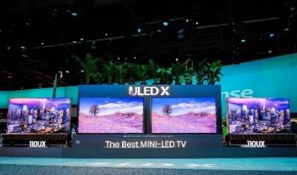 從LED顯示屏出發(fā)，看2024智慧商顯/數(shù)字標牌新品趨勢